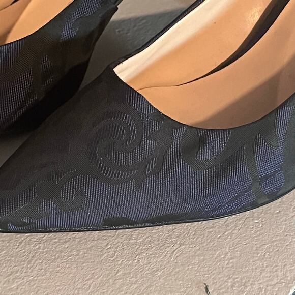 Karl Lagerfeld Brocade Pointed Toe Heels Size 9M Navy Black Pumps Evening Party - Picture 5 of 11